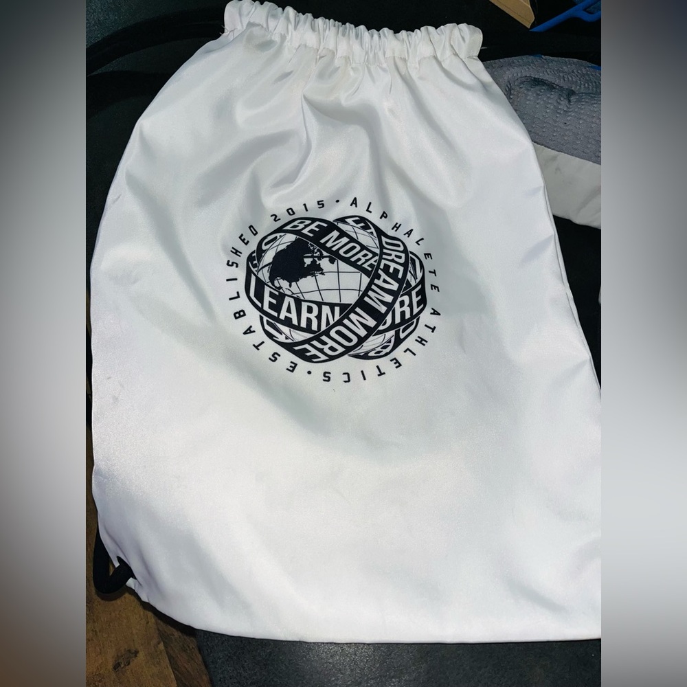 Alphalete drawstring gym bag